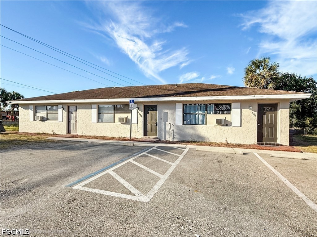 3744 Estelle Avenue Fort Myers FL 33916 2026018667 image2