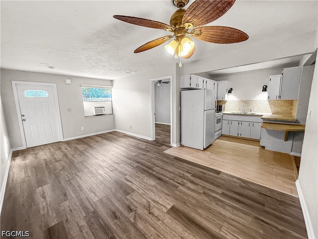 3744 Estelle Avenue Fort Myers FL 33916 2026018667 image8