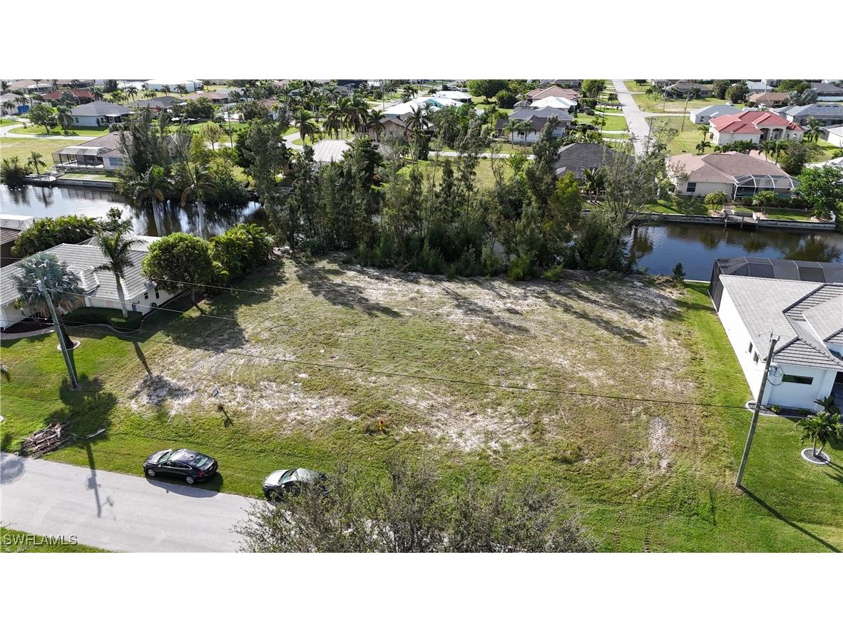 3744 SW 11th Place Cape Coral FL 33914 224090895 image1