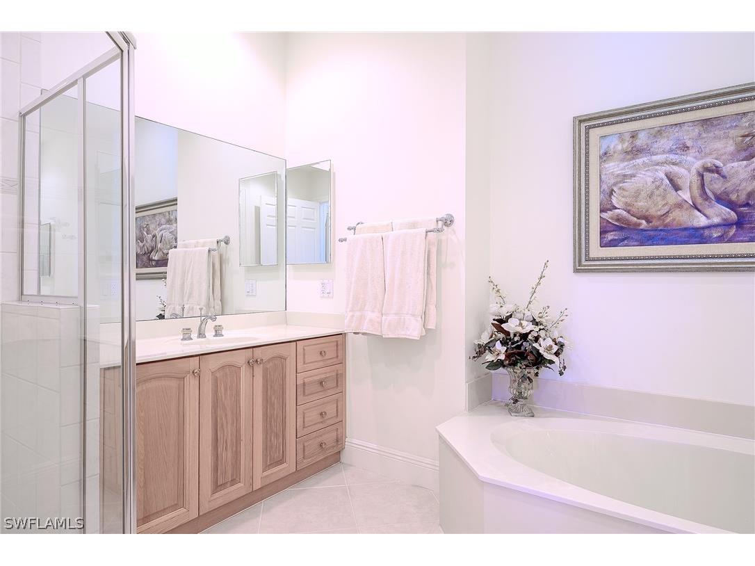 3745 Montreux Lane #3-202 Naples FL 34114 226008094 image32