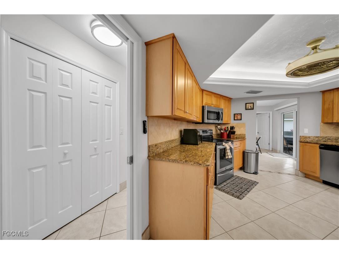 3746 SE 1st Place Cape Coral FL 33904 2025014123 image12