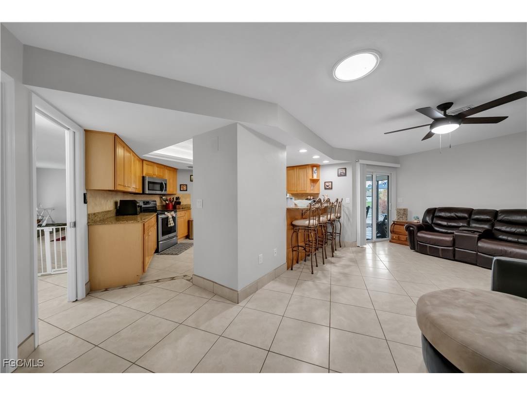 3746 SE 1st Place Cape Coral FL 33904 2025014123 image13