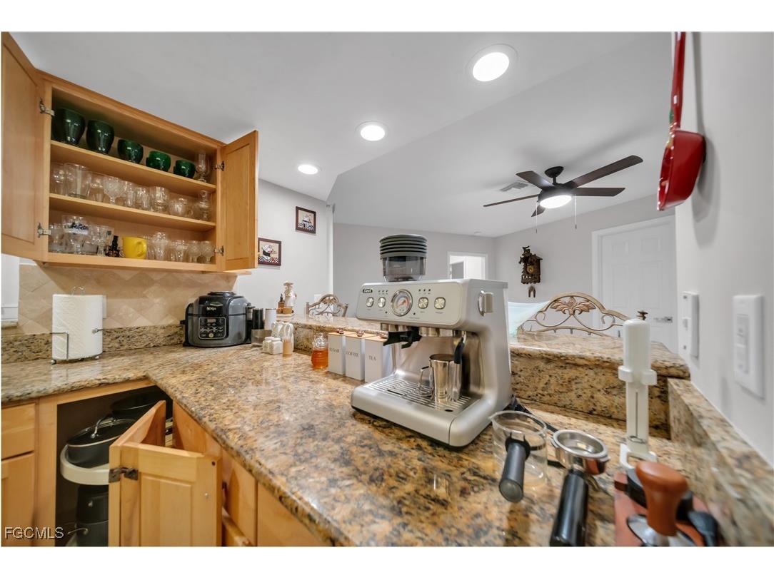 3746 SE 1st Place Cape Coral FL 33904 2025014123 image19