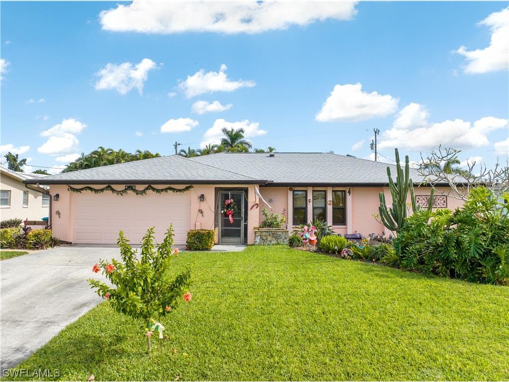 3747 SE 1st Place Cape Coral FL 33904 223085656 image1