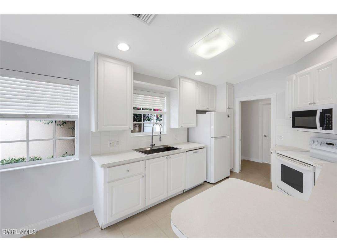 3748 Exuma Way Naples FL 34119 225078610 image29