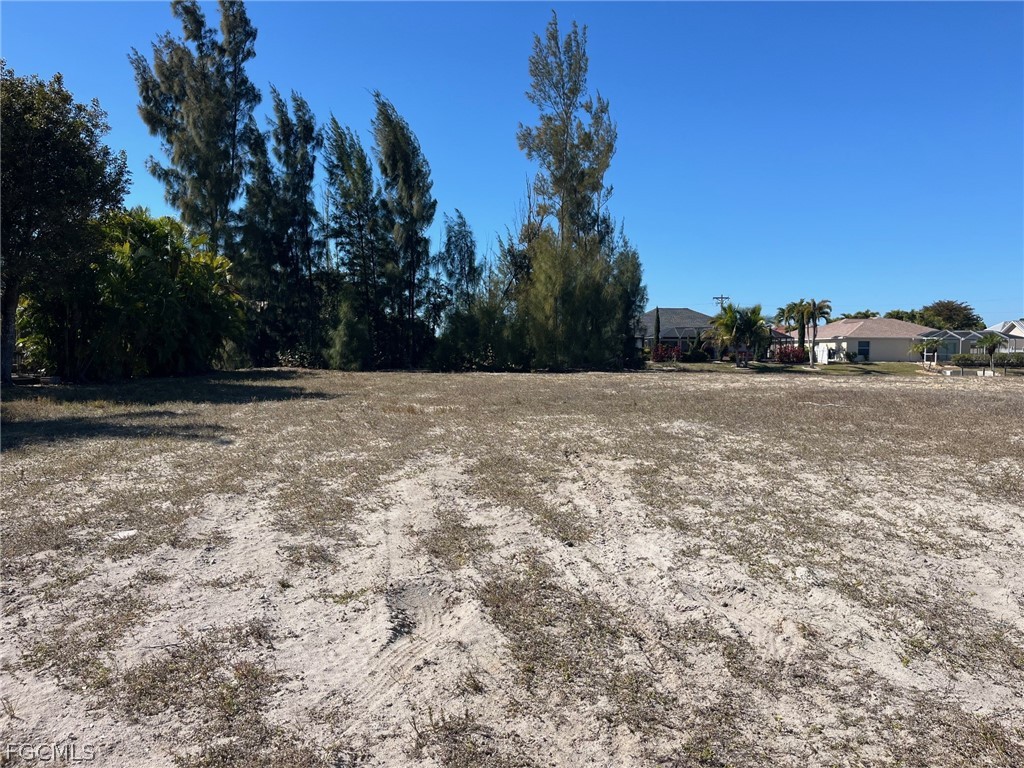 3748 SW 11th Place Cape Coral FL 33914 2026006859 image1