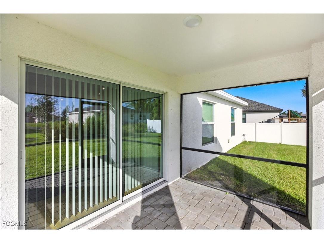 3749 NE 15th Place Cape Coral FL 33909 2025017247 image18