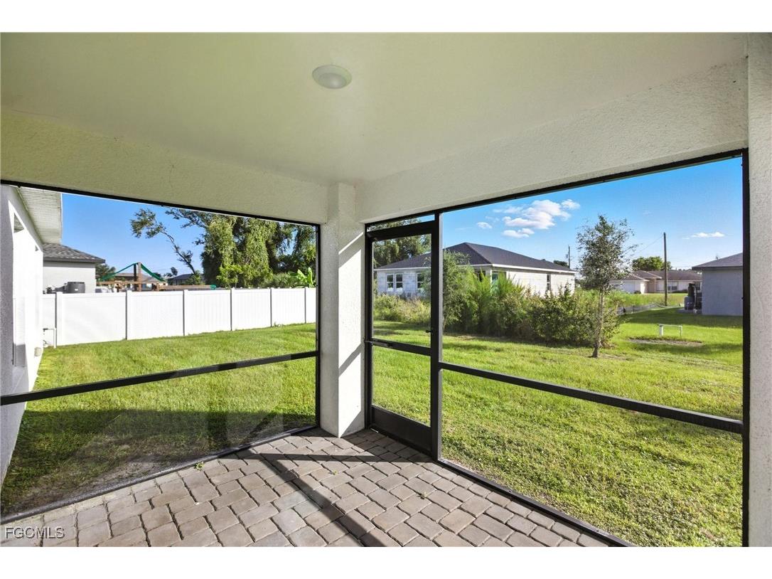 3749 NE 15th Place Cape Coral FL 33909 2025017247 image19
