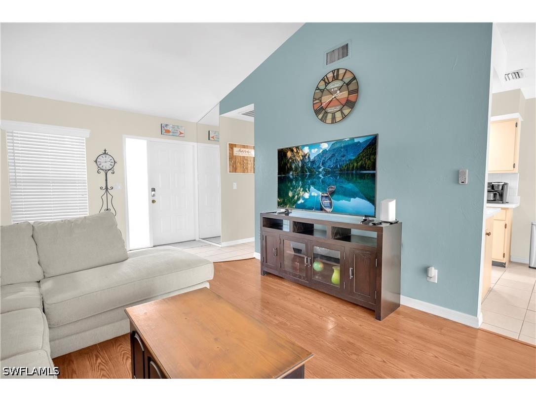 3749 SW 1st Place Cape Coral FL 33914 226017348 image4