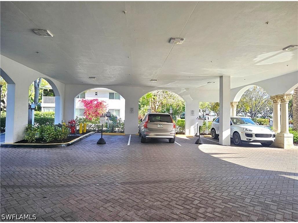 375 5th Avenue S #302 Naples FL 34102 226018464 image3