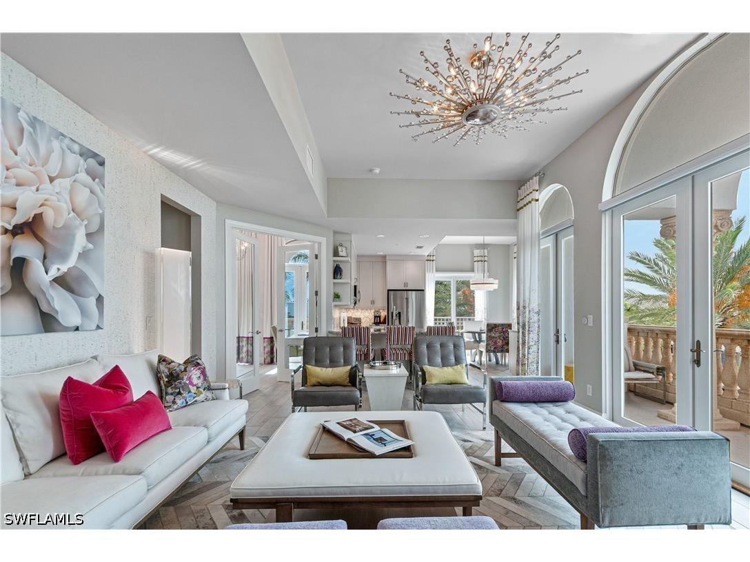 375 5th Avenue S #302 Naples FL 34102 226018464 image4