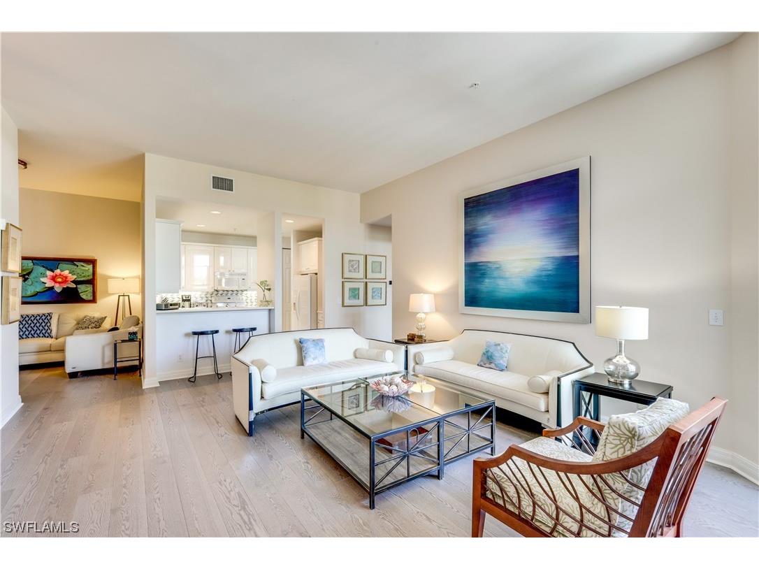 375 5th Avenue S #305 Naples FL 34102 223023854 image1