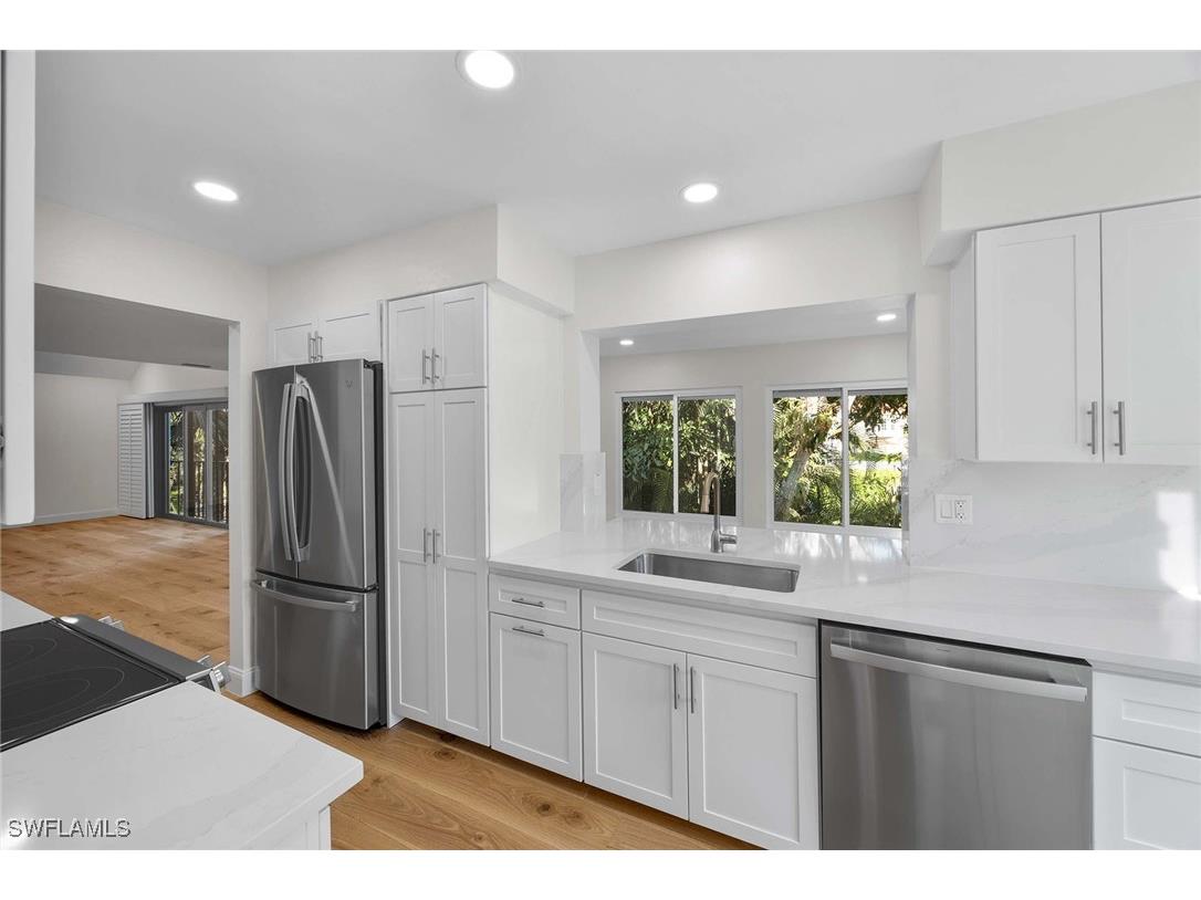 375 8th Avenue S #D Naples FL 34102 225010850 image8