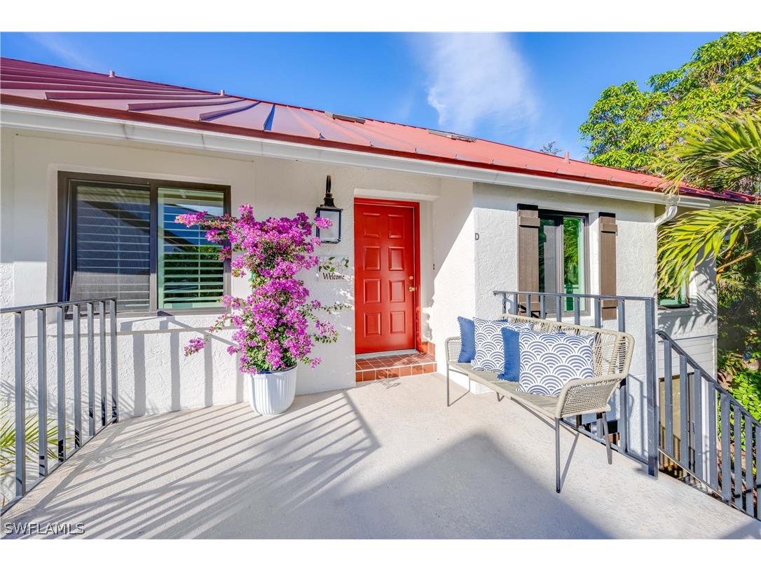 375 8th Avenue S #D Naples FL 34102 226011743 image1
