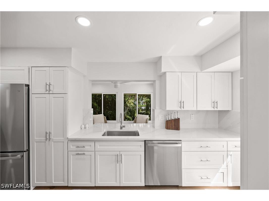 375 8th Avenue S #D Naples FL 34102 226011746 image4