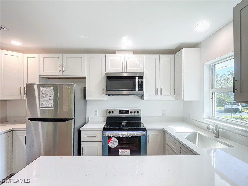 375 Carnaby Court #54 Naples FL 34112 224079950 image24