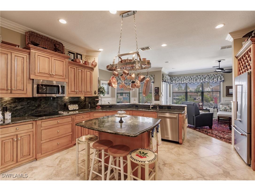 375 Conners Avenue Naples FL 34108 225075878 image12