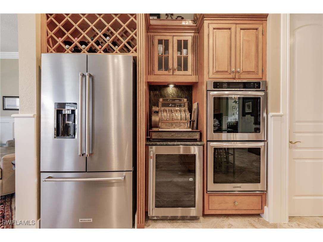 375 Conners Avenue Naples FL 34108 225075878 image16