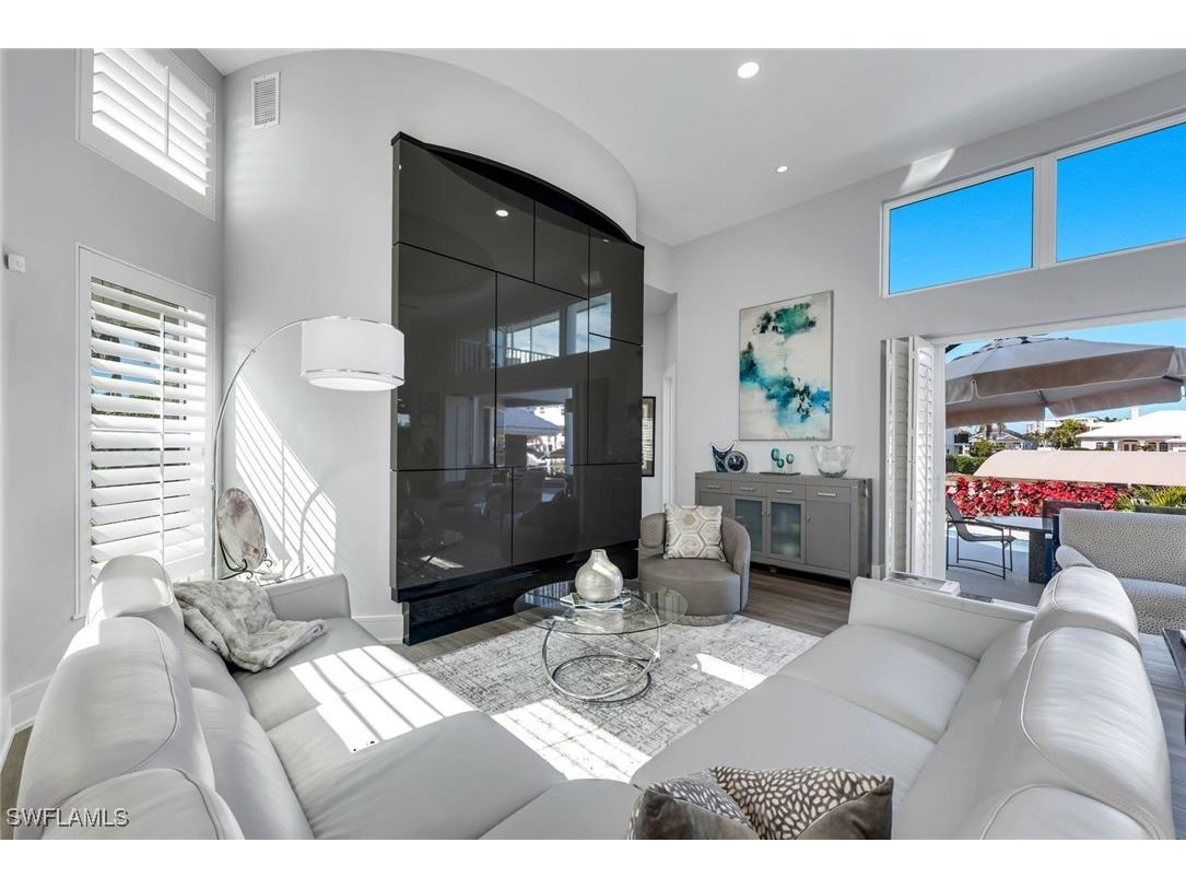 375 Germain Avenue Naples FL 34108 226004174 image4