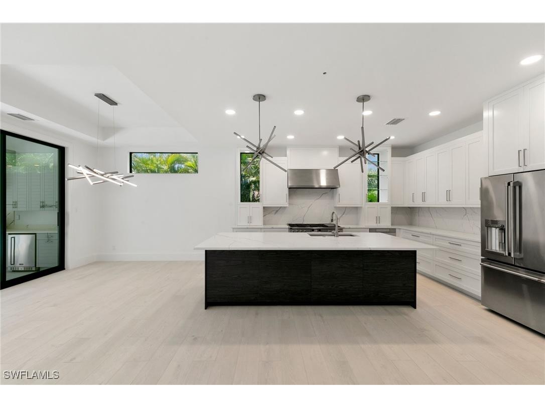 375 Periwinkle Court Marco Island FL 34145 223093772 image17