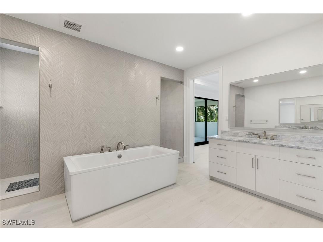 375 Periwinkle Court Marco Island FL 34145 223093772 image33