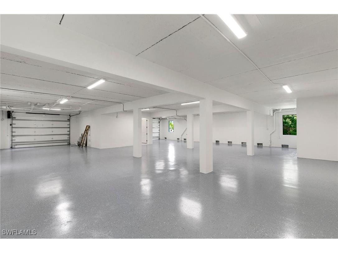 375 Periwinkle Court Marco Island FL 34145 223093772 image4