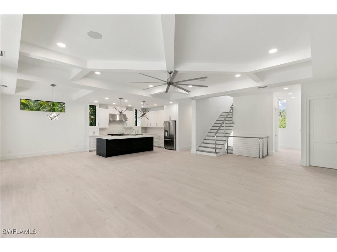 375 Periwinkle Court Marco Island FL 34145 223093772 image6