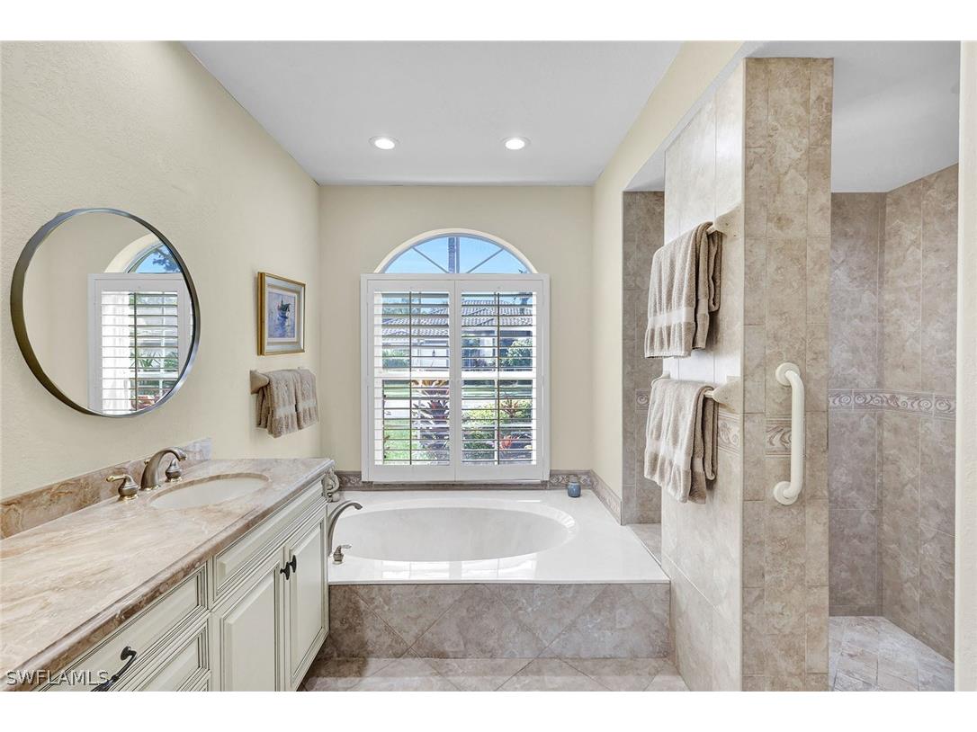 3750 Lakemont Drive Bonita Springs FL 34134 226008878 image11