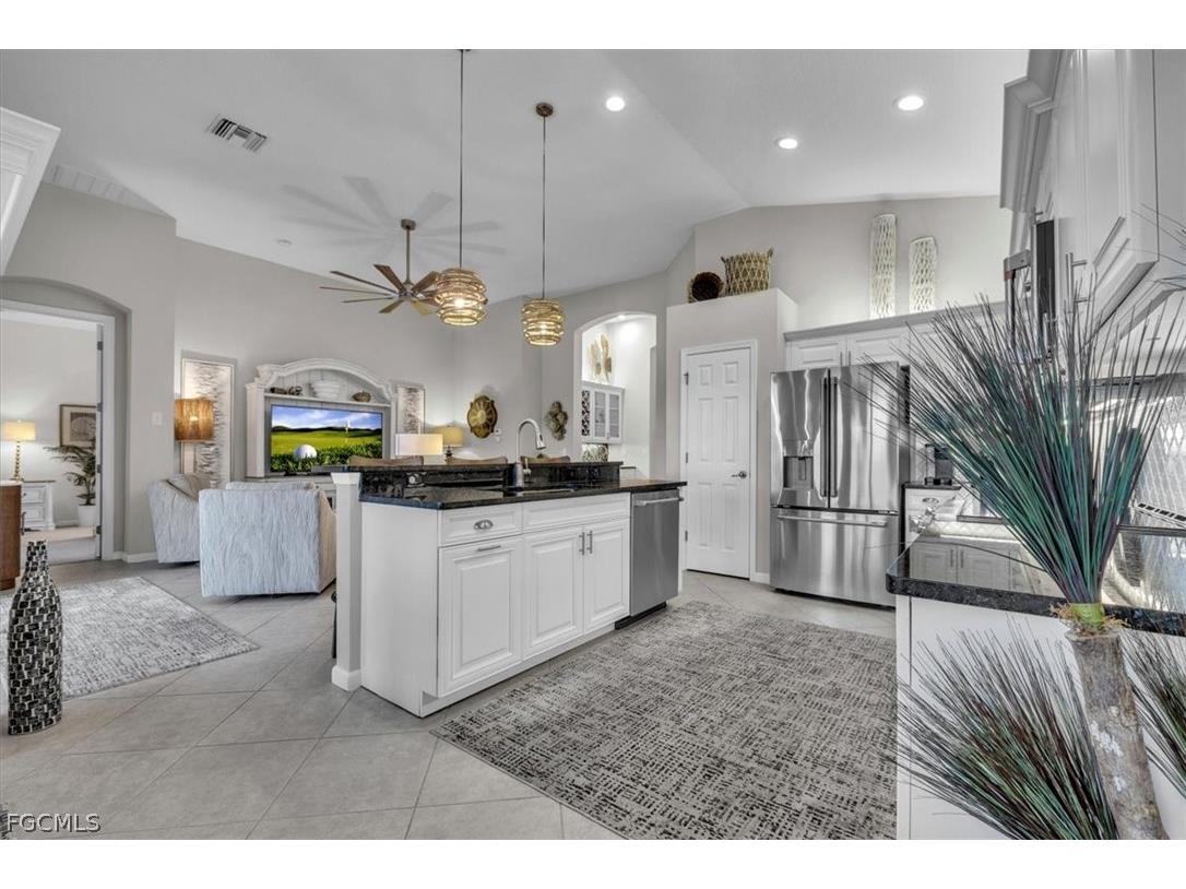 3750 Lakeview Isle Court Fort Myers FL 33905 2026011647 image15