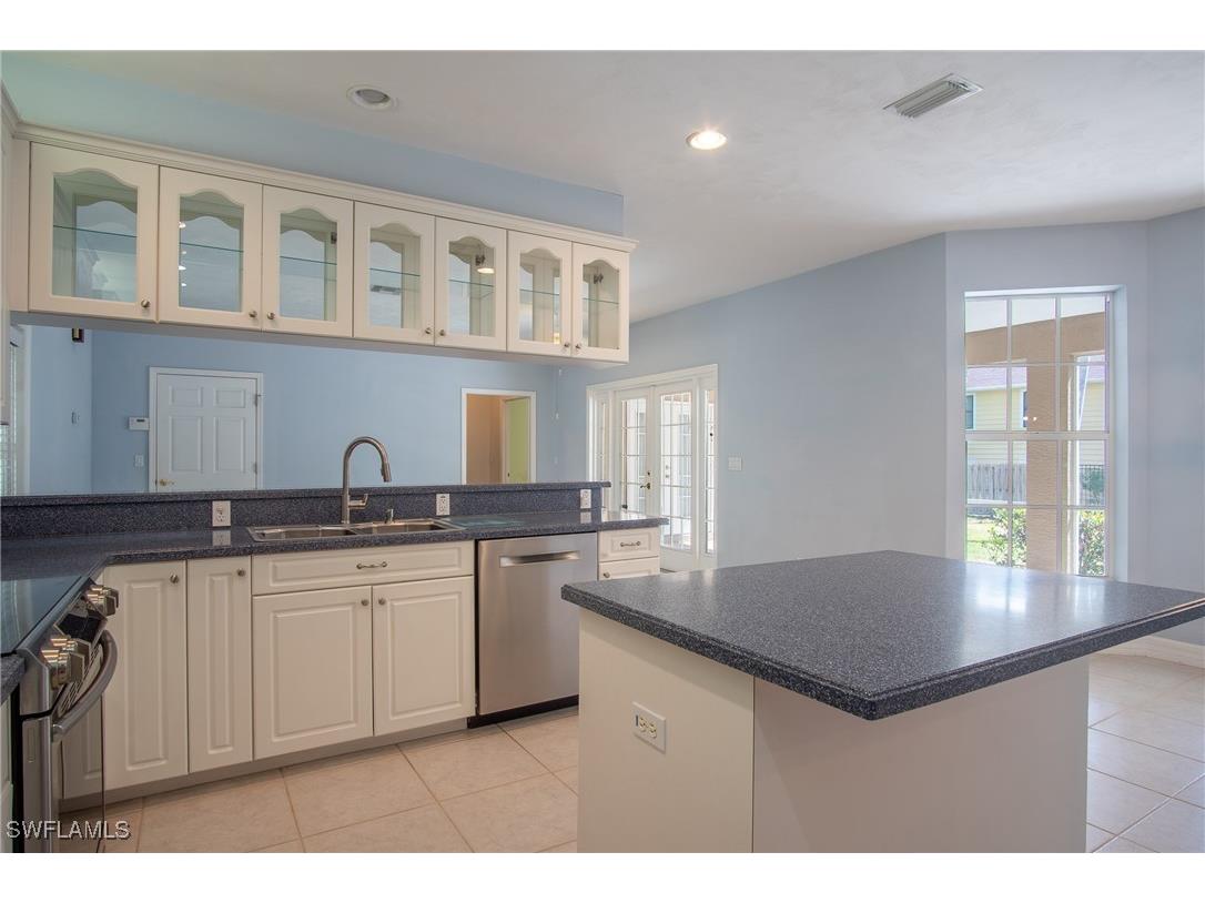 3751 Mckinley Avenue Fort Myers FL 33901 224069660 image15