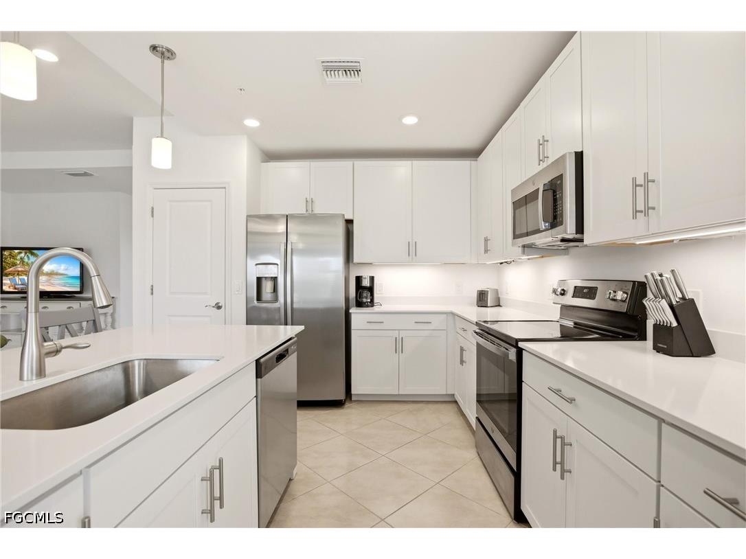 3751 Pebblebrook Ridge Court #101 Fort Myers FL 33905 2026025001 image6