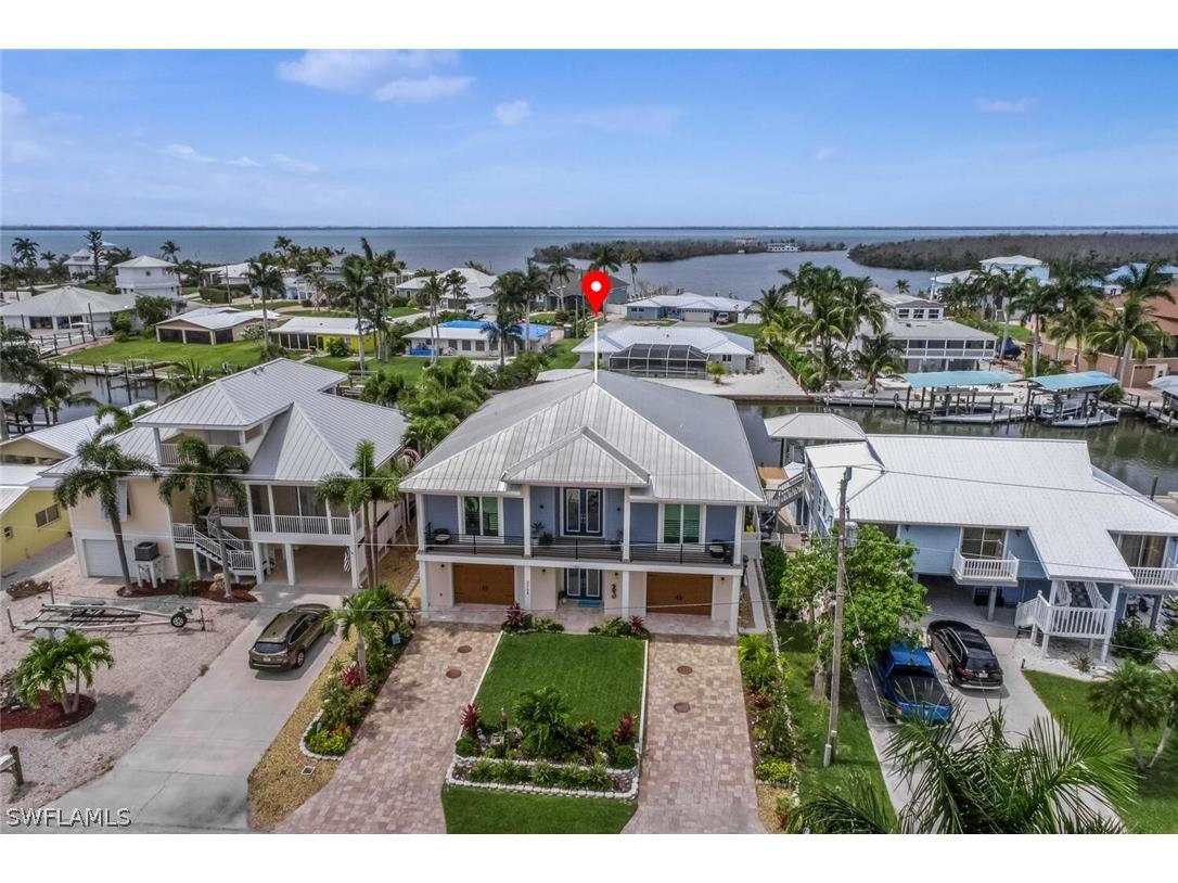 3755 Emerald Avenue Saint James City FL 33956 224045863 image1