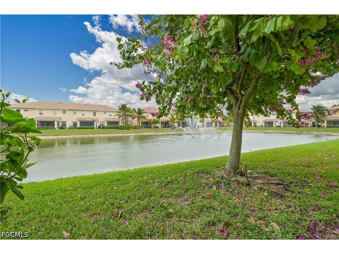 3755 Tilbor Circle Fort Myers FL 33916 2026024815 image4