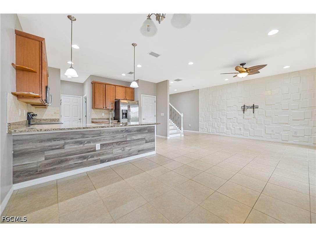 3755 Tilbor Circle Fort Myers FL 33916 2026024815 image9