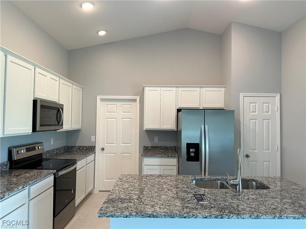 3756 NE 13th Place Cape Coral FL 33909 2025022218 image9