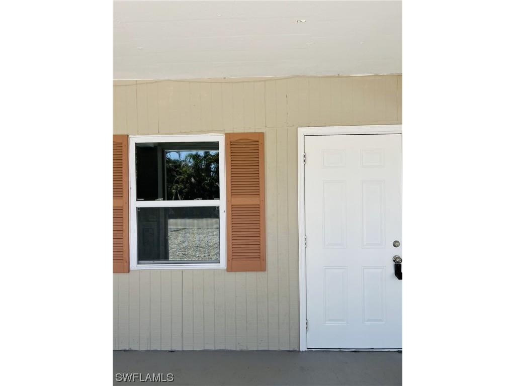  Saint James City FL 33956 223040479 image1