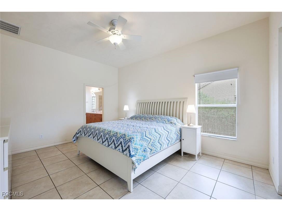 3756 SE 1st Avenue Cape Coral FL 33904 2025006175 image13