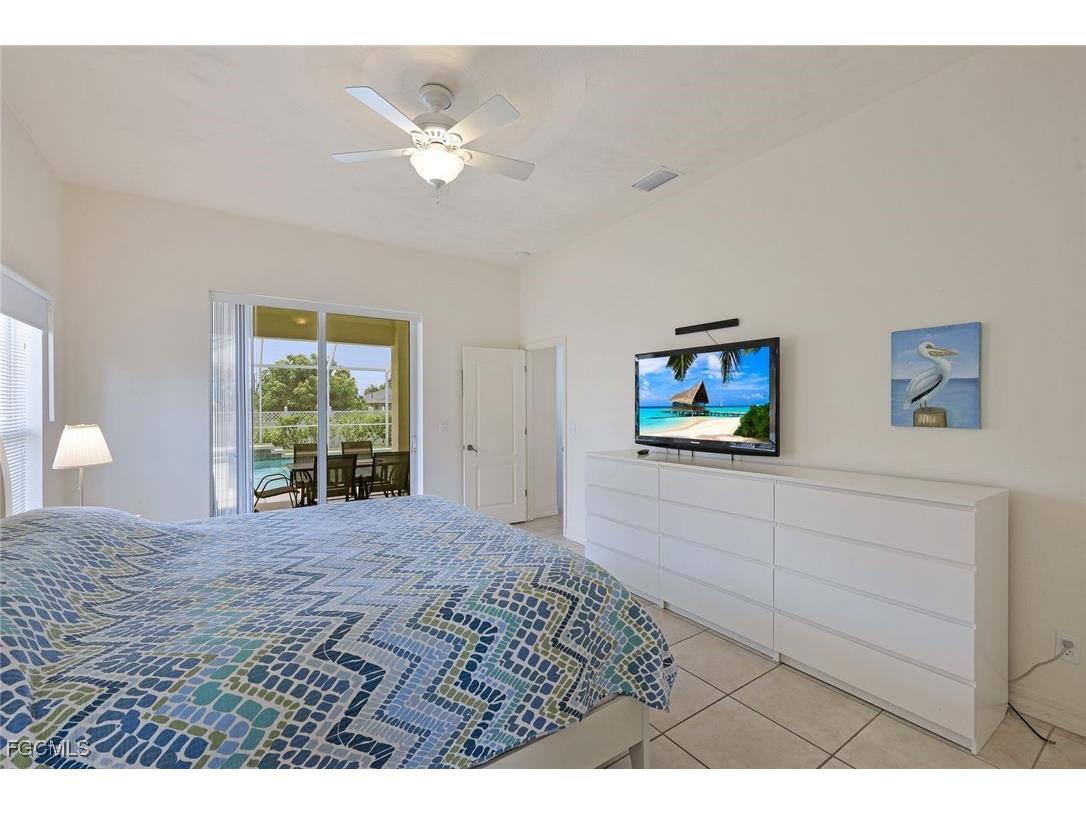 3756 SE 1st Avenue Cape Coral FL 33904 2025006175 image14