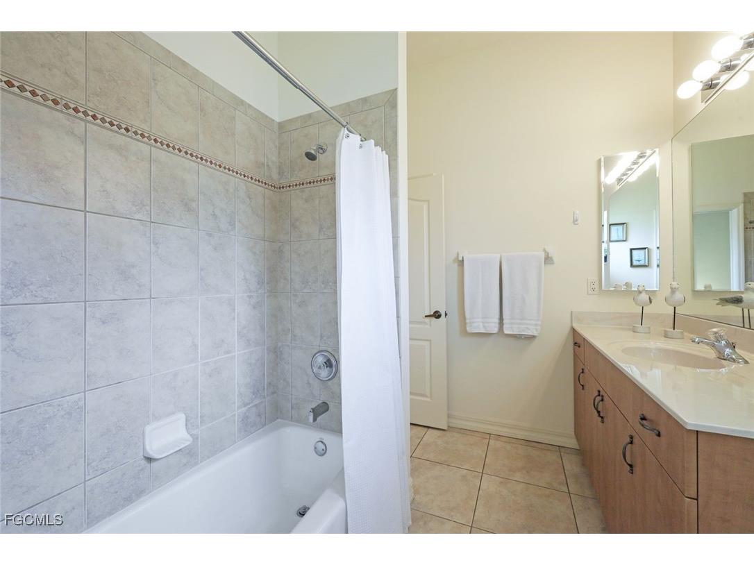 3756 SE 1st Avenue Cape Coral FL 33904 2025006175 image21