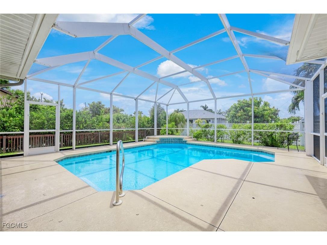 3756 SE 1st Avenue Cape Coral FL 33904 2025006175 image28