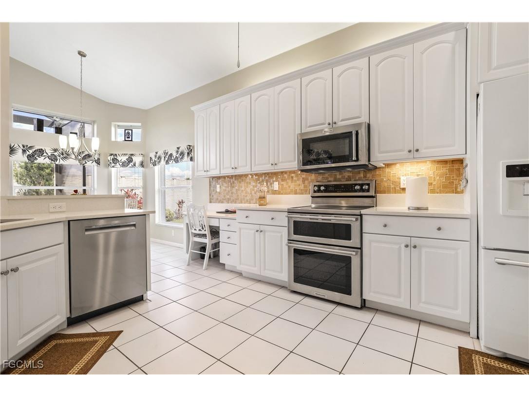 3758 Sabal Springs Boulevard North Fort Myers FL 33917 2025015359 image11