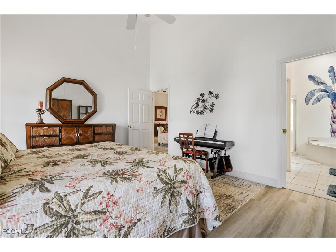 3758 Sabal Springs Boulevard North Fort Myers FL 33917 2025015359 image25