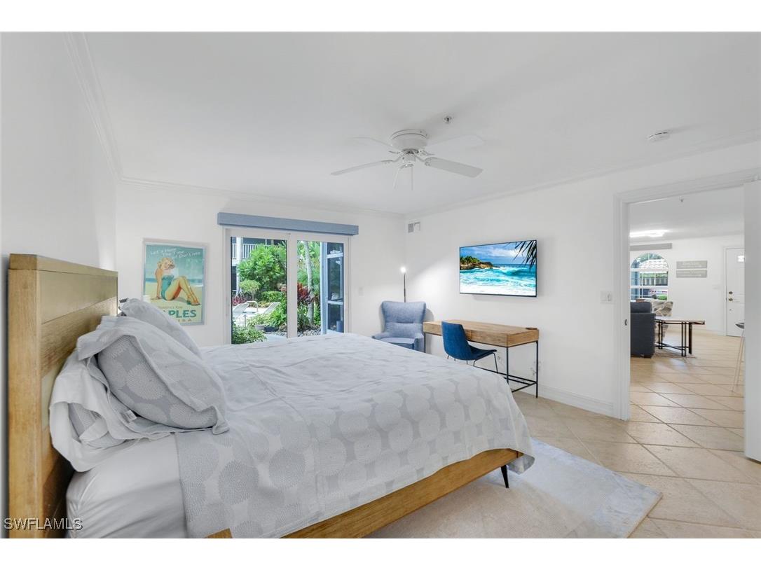 376 3rd Street S #102 Naples FL 34102 225066441 image11