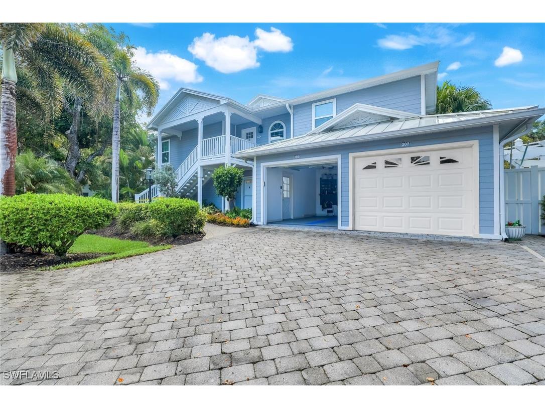 376 3rd Street S #102 Naples FL 34102 225066441 image2