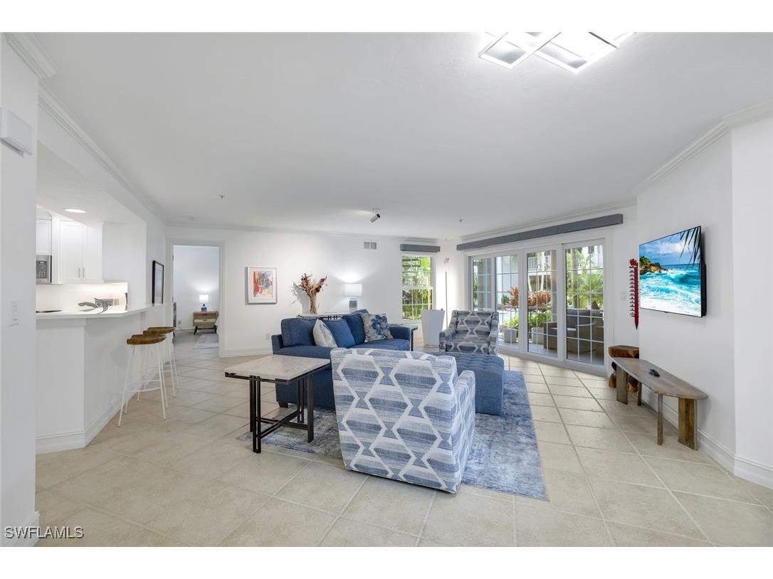 376 3rd Street S #102 Naples FL 34102 225066441 image5