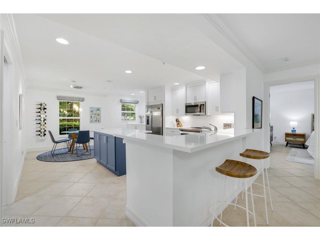 376 3rd Street S #102 Naples FL 34102 225066441 image6