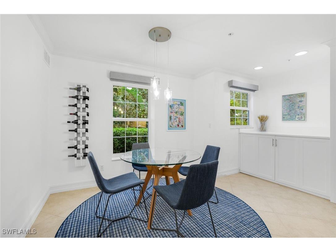 376 3rd Street S #102 Naples FL 34102 225066441 image8