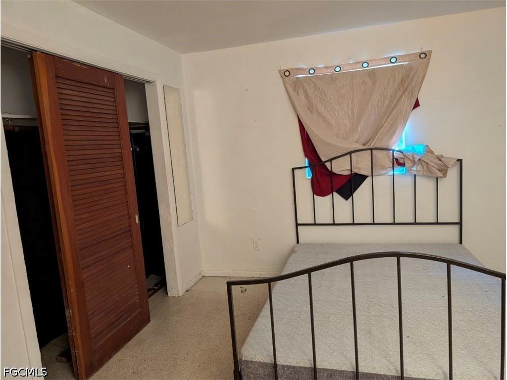 376 Kingston Drive E Fort Myers FL 33905 2026021115 image12