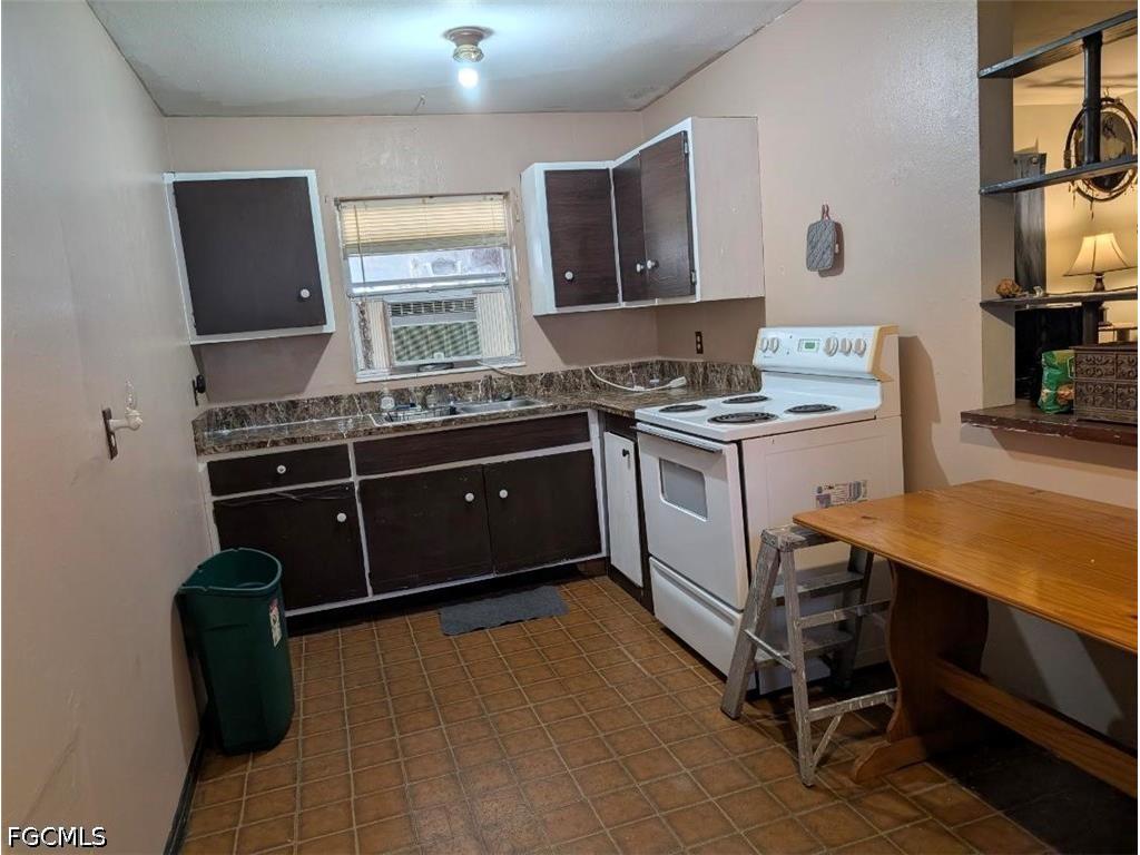 376 Kingston Drive E Fort Myers FL 33905 2026021115 image9