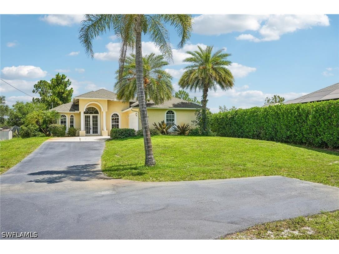 3761 35th Avenue NE Naples FL 34120 226023640 image1